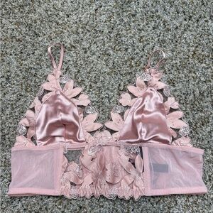 nwot victoria’s secret bralette